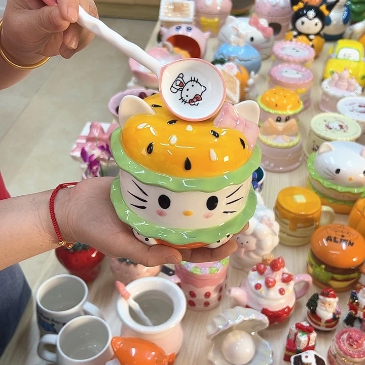 摆件陶瓷等行业的产品出口量逐年