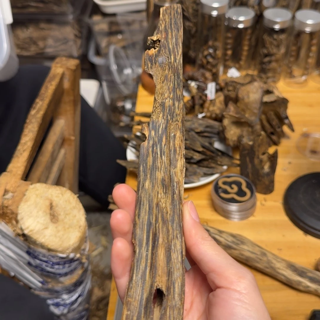 沉香沉香碎屑黑棋块料28克