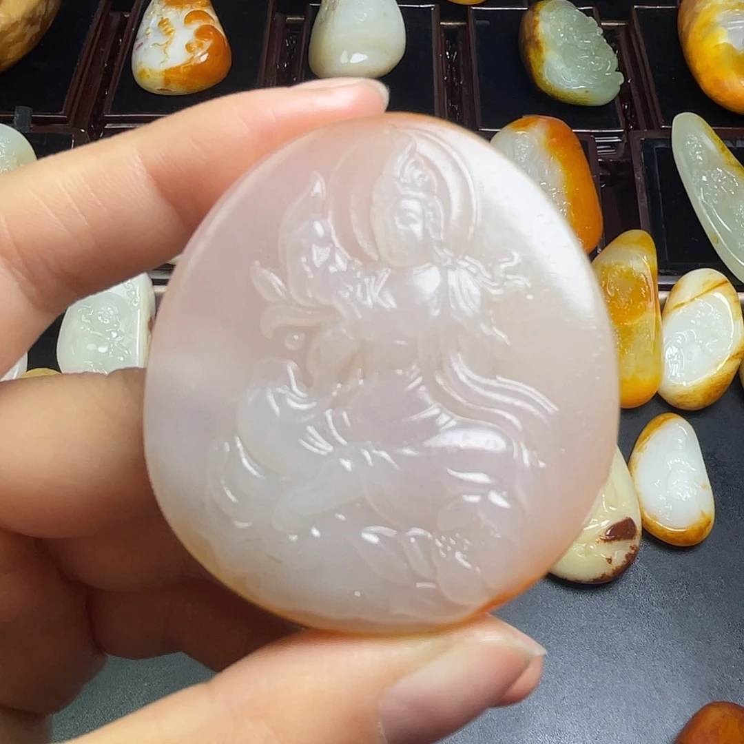 和田玉未镶嵌挂件