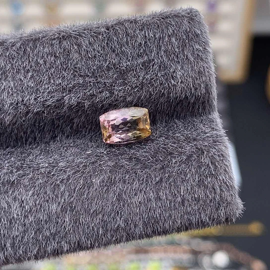 裸石未镶嵌双色碧玺h*