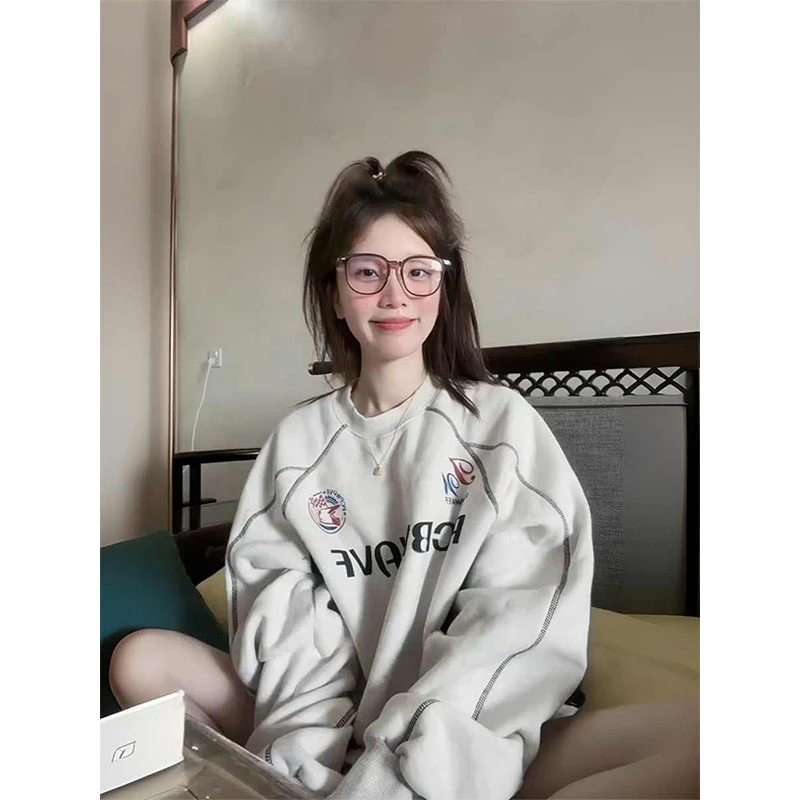 运动风撞色字母印花圆领卫衣女秋冬季小个子加绒加厚宽松长袖上衣