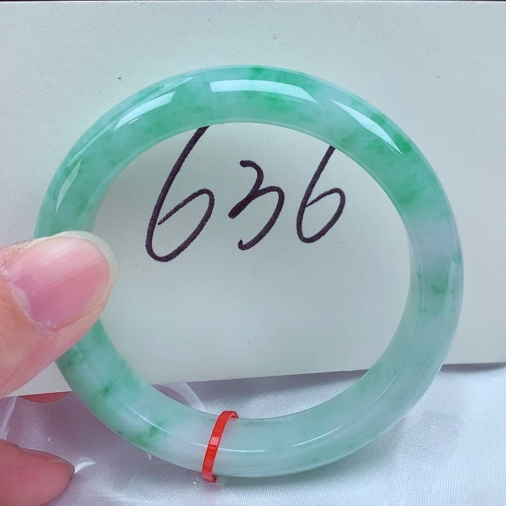 翡翠未镶嵌手镯翡翠