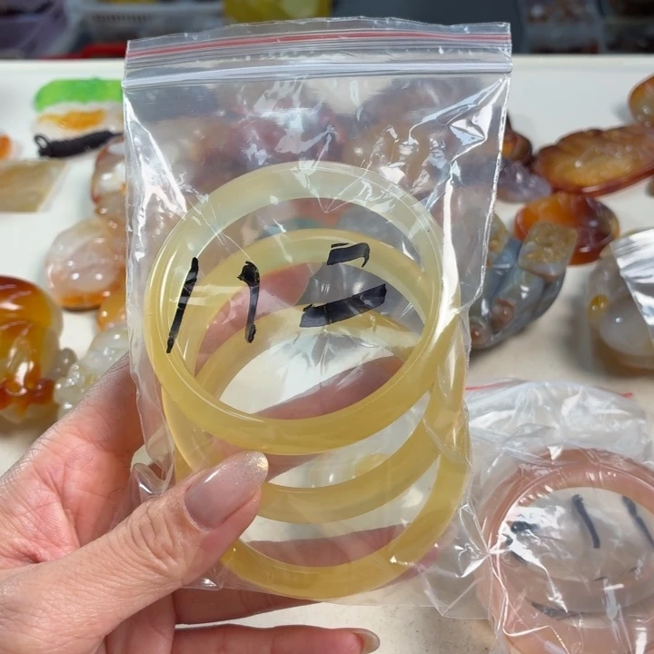 玛瑙/玉髓未镶嵌吊坠(不含链)