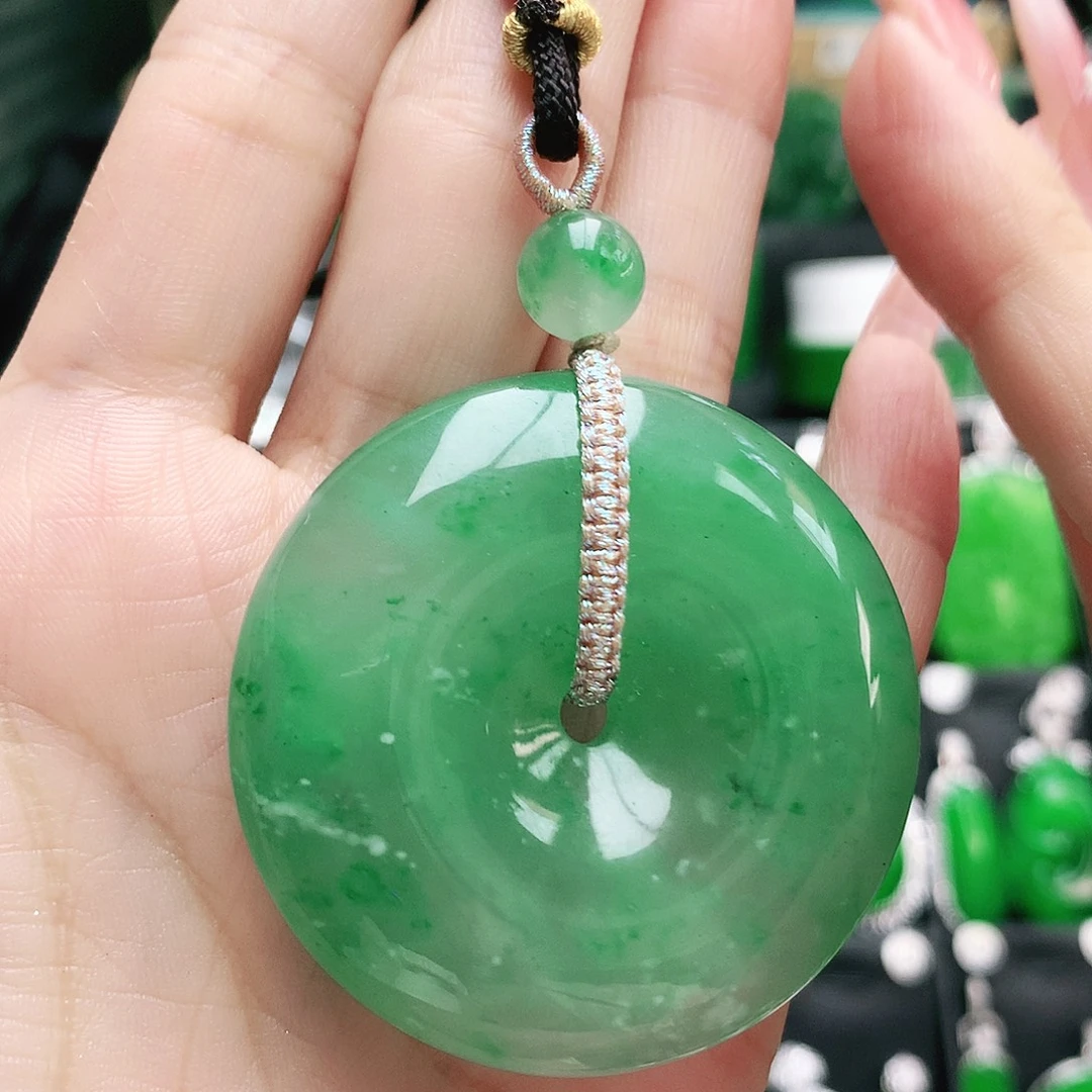 石英质玉未镶嵌吊坠