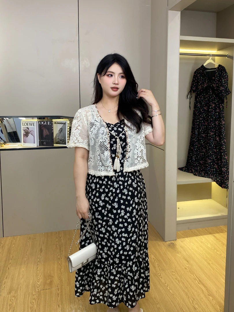 琦琦-夏季两件显瘦遮肉大码修身连衣裙