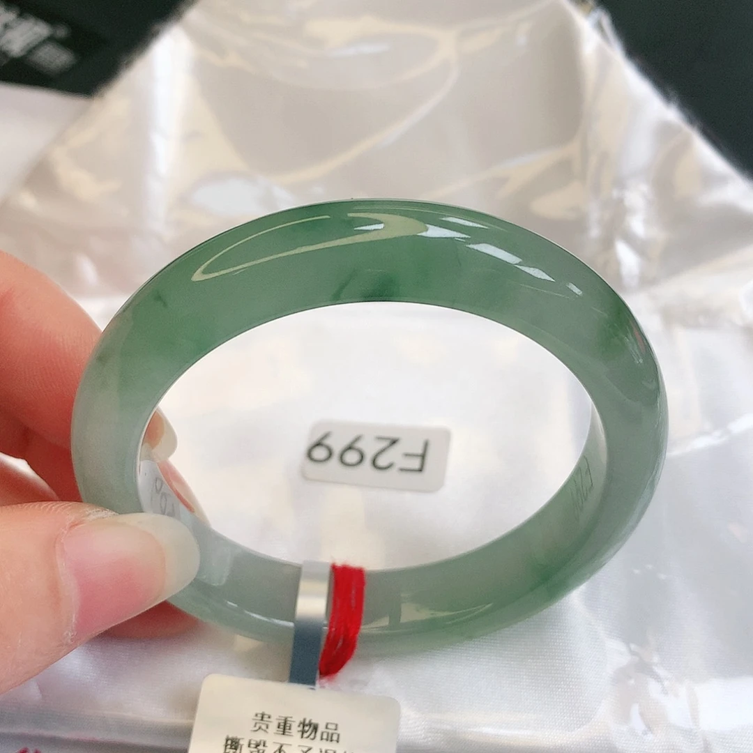 【闪购商品】翡翠手镯未镶嵌缅甸天然a货翡翠