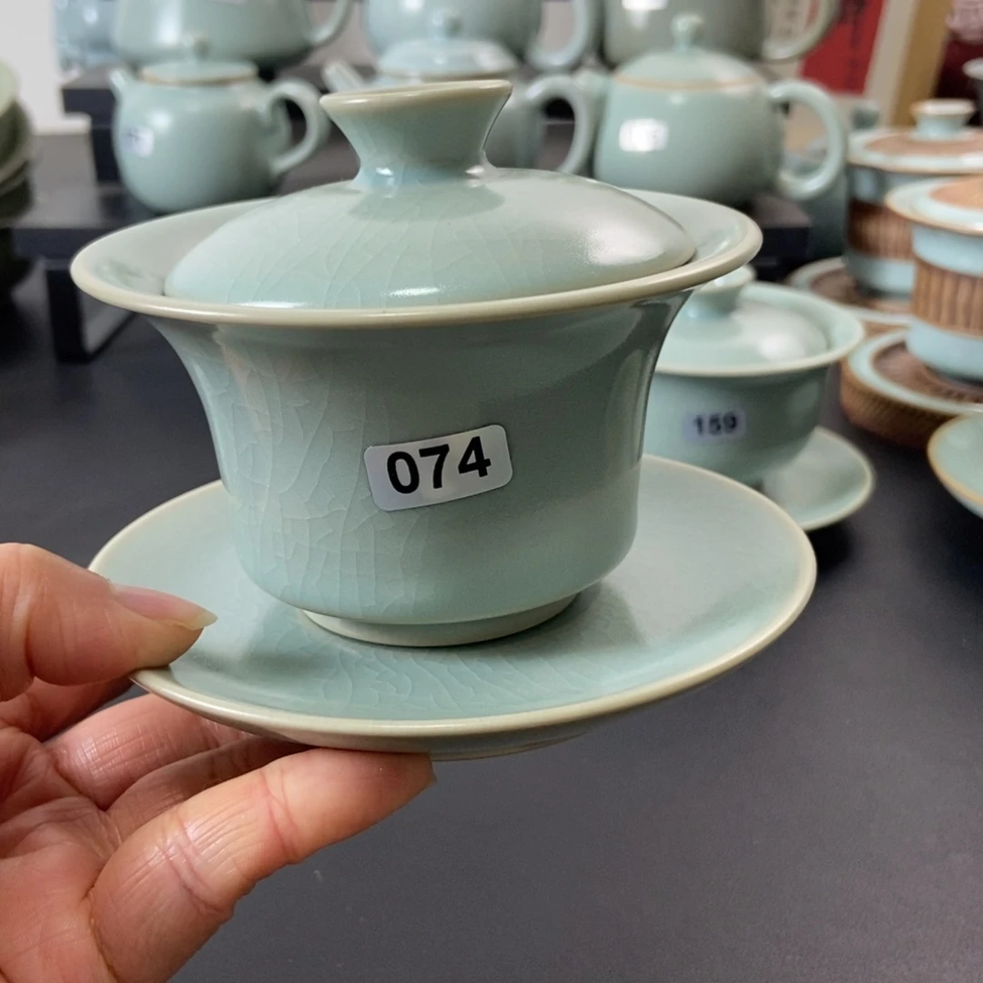 披***1二级品仿古釉马蹄杯子