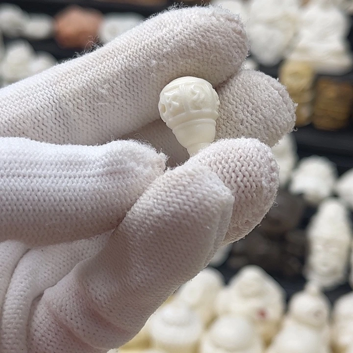 T***o手串/手链鹿骨六字真言