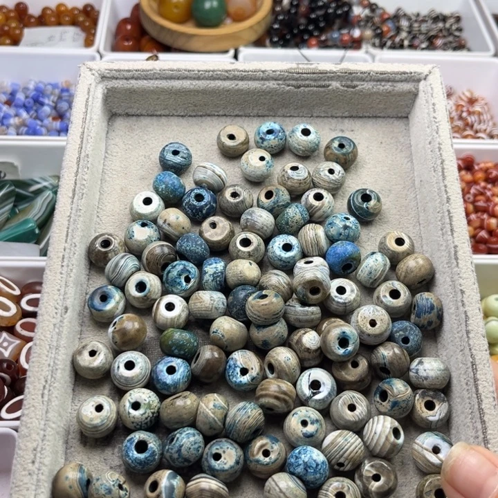 琉璃非金属2.5随机一颗