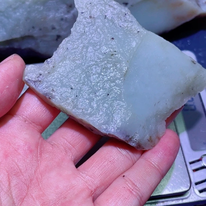 和田玉（糖玉）未镶嵌珠宝半成品