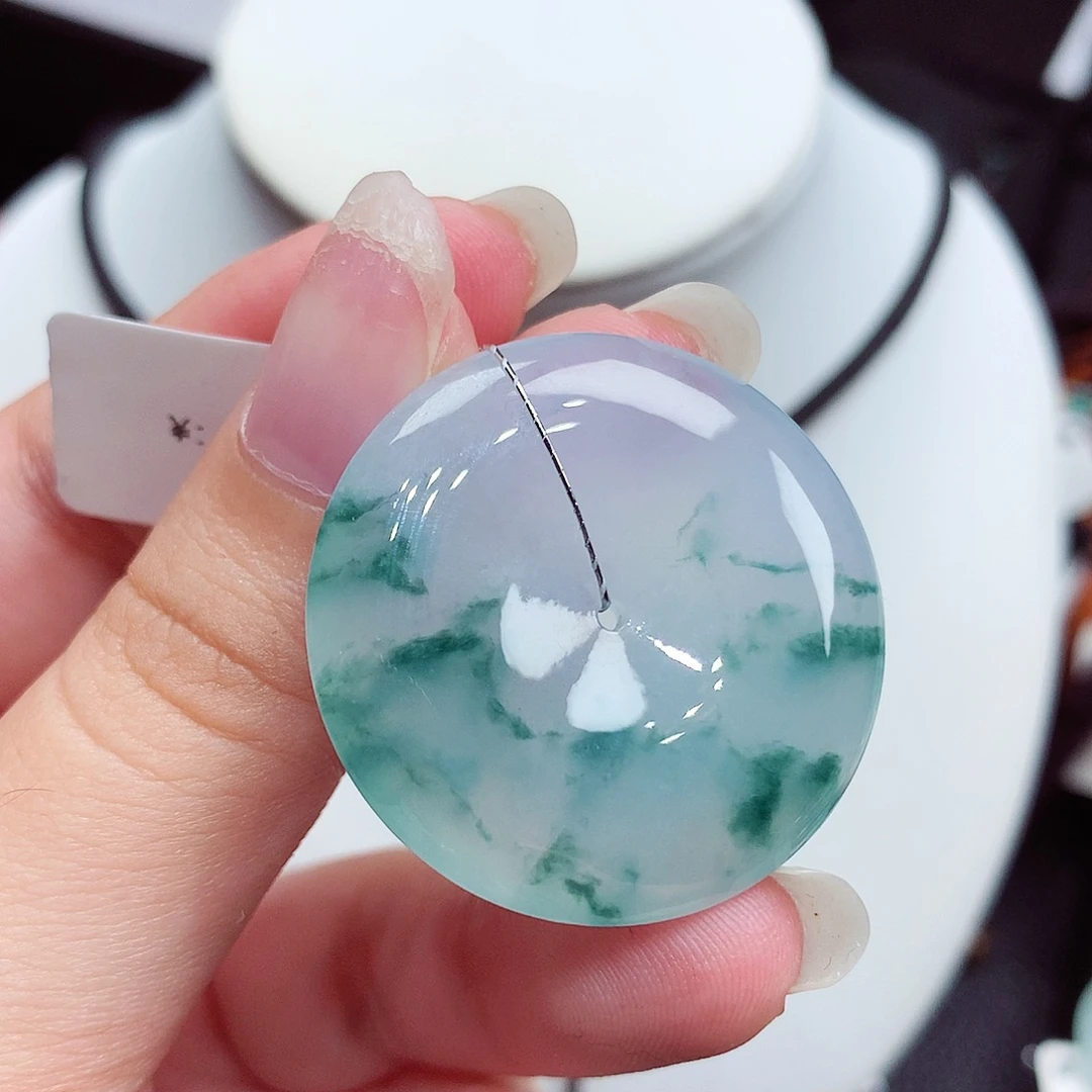 翡翠未镶嵌颈饰翡翠76，32.5/6.1