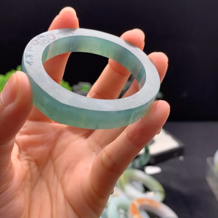 定制翡翠翡翠手镯未镶嵌