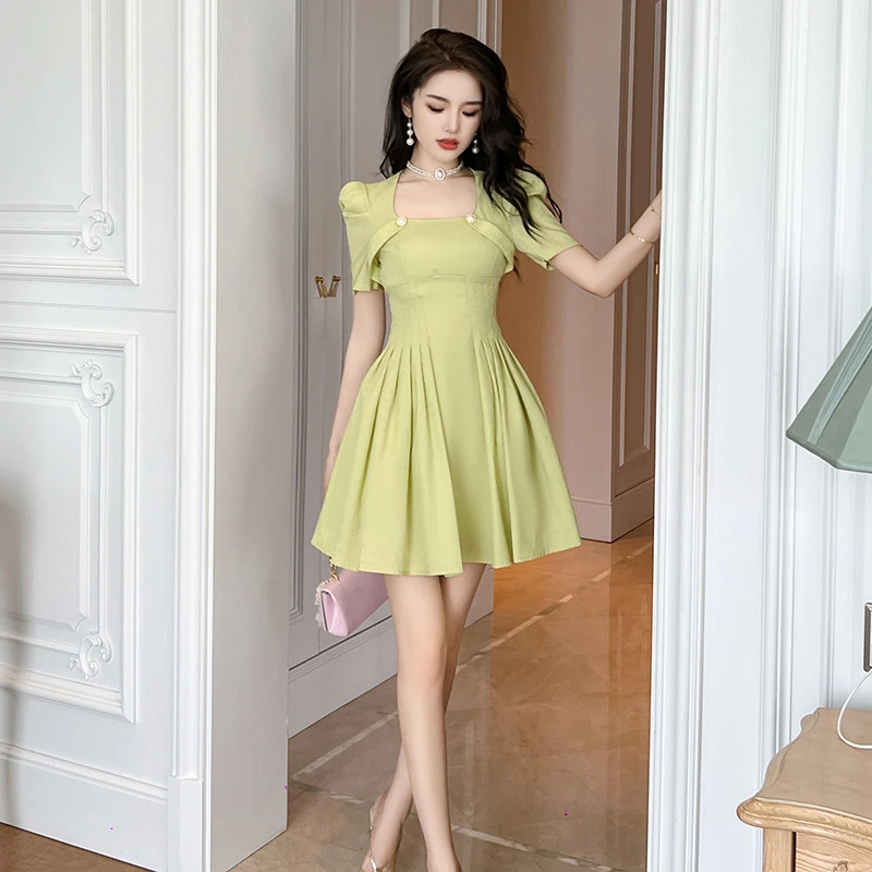 柔娜定制  法式设计感收腰纯欲风气质方领连衣裙a字裙20432