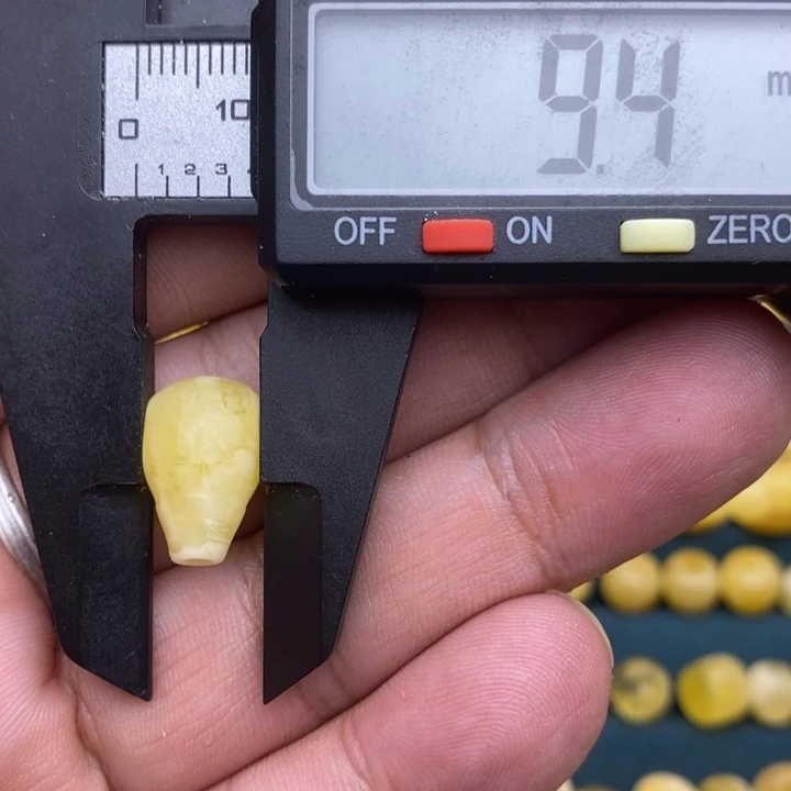 琥珀未镶嵌裸石5号9.4**9.3*15.6三通