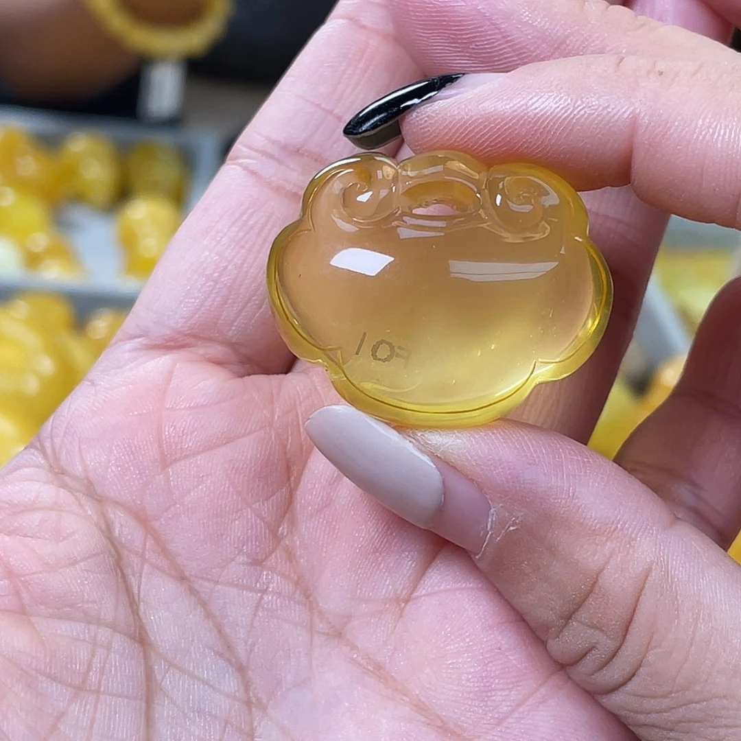 琥珀未镶嵌珠宝奇石h43