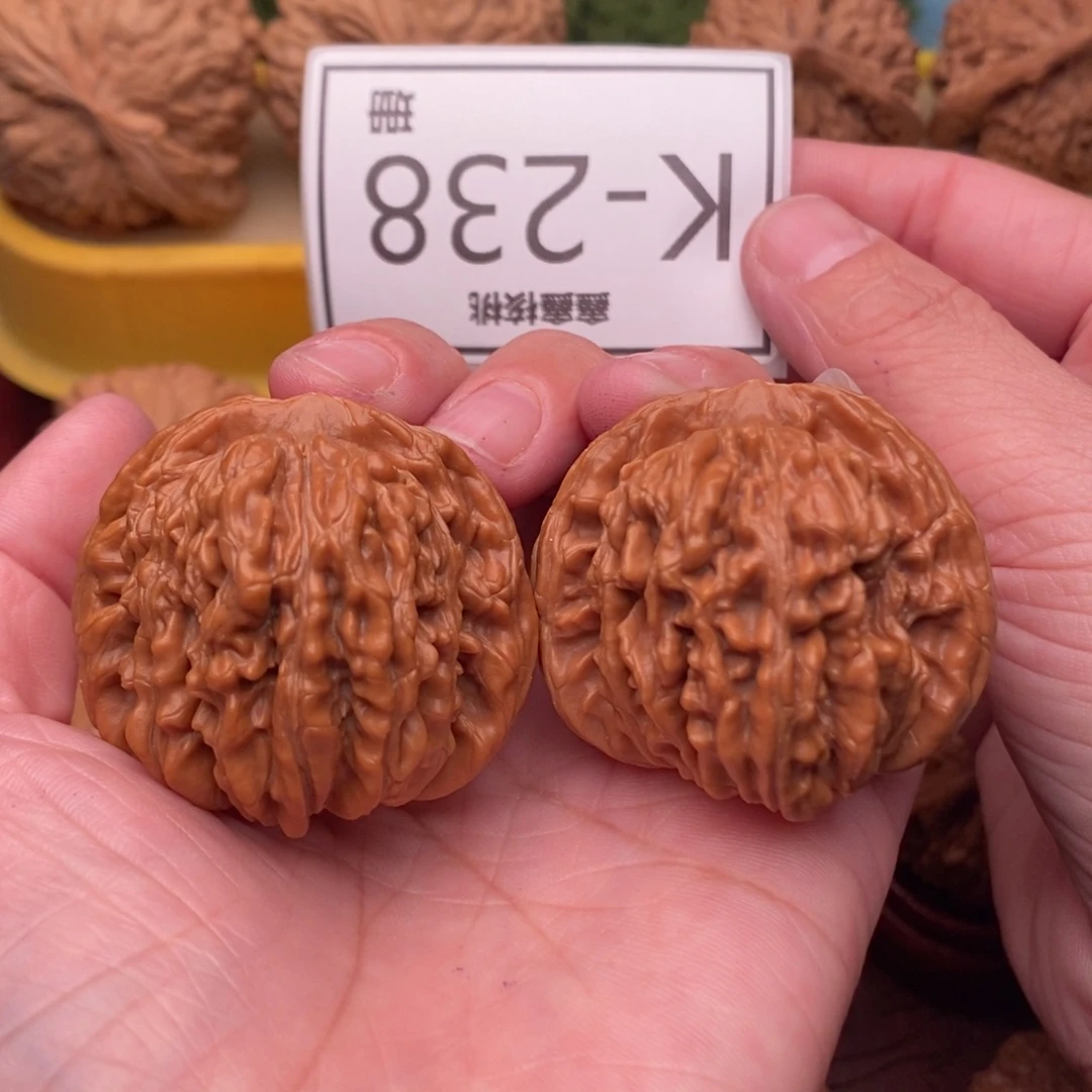 桃核把件汗高楼42…..