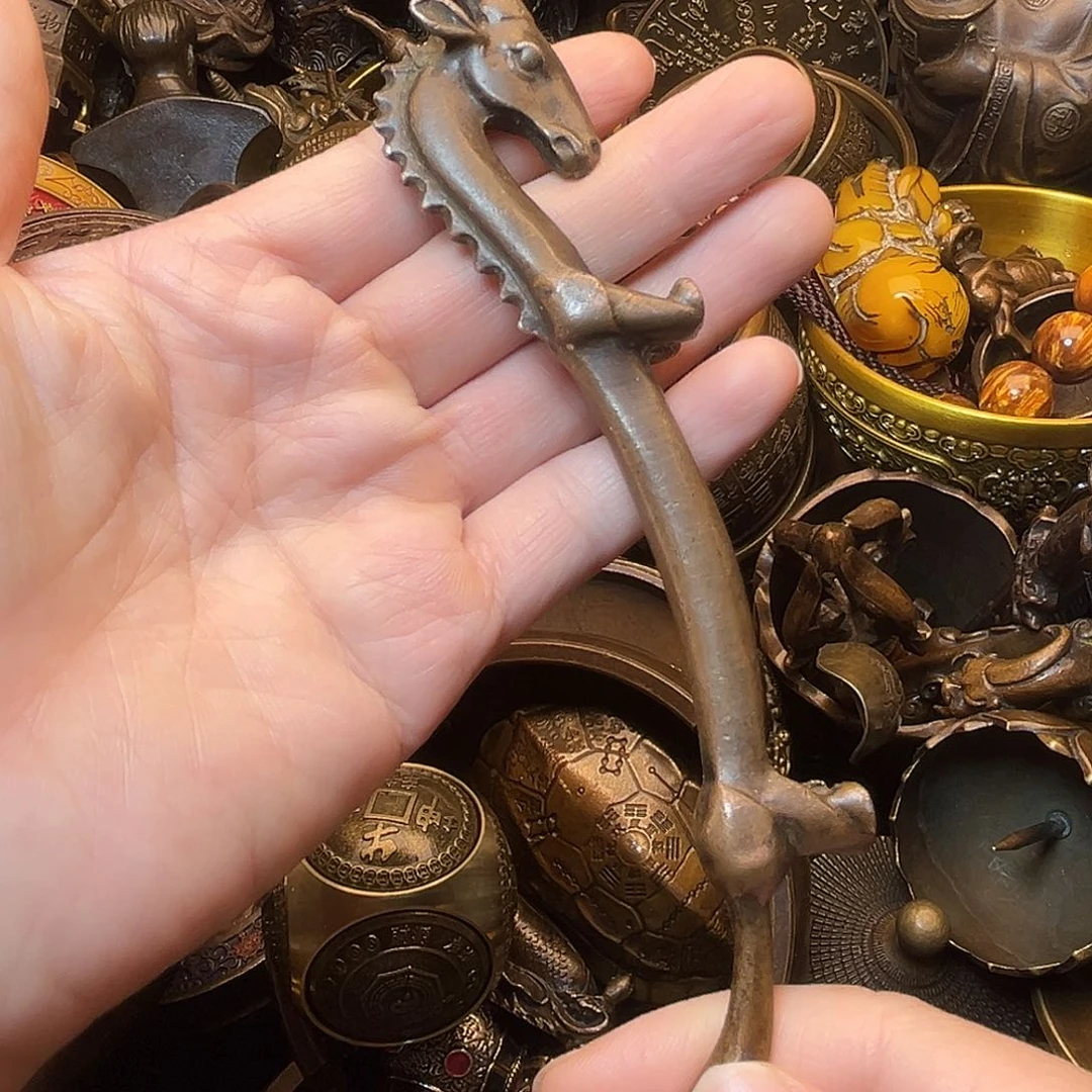 精美铜器工艺品等