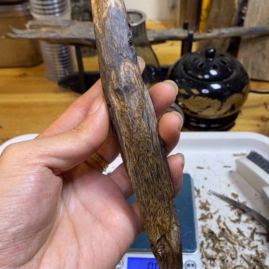 沉香高油香薰乌身39克