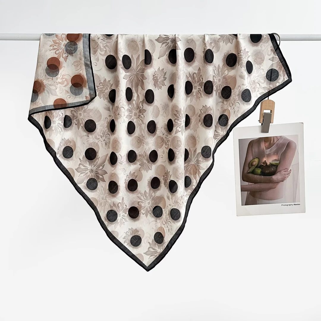 新款棉麻90大方巾丝巾丝绒手感围巾双面异色服装搭配围脖披肩