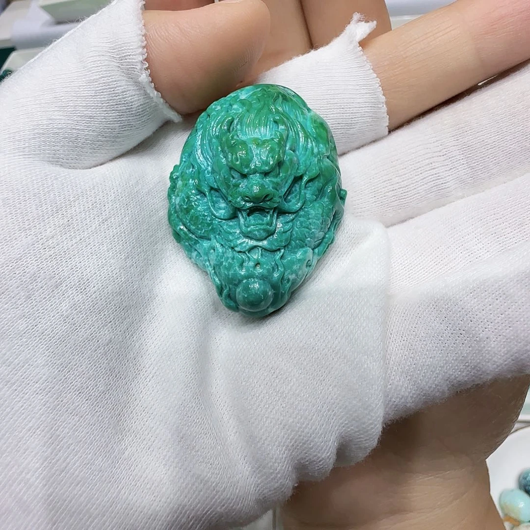 未镶嵌绿松石原矿绿松石