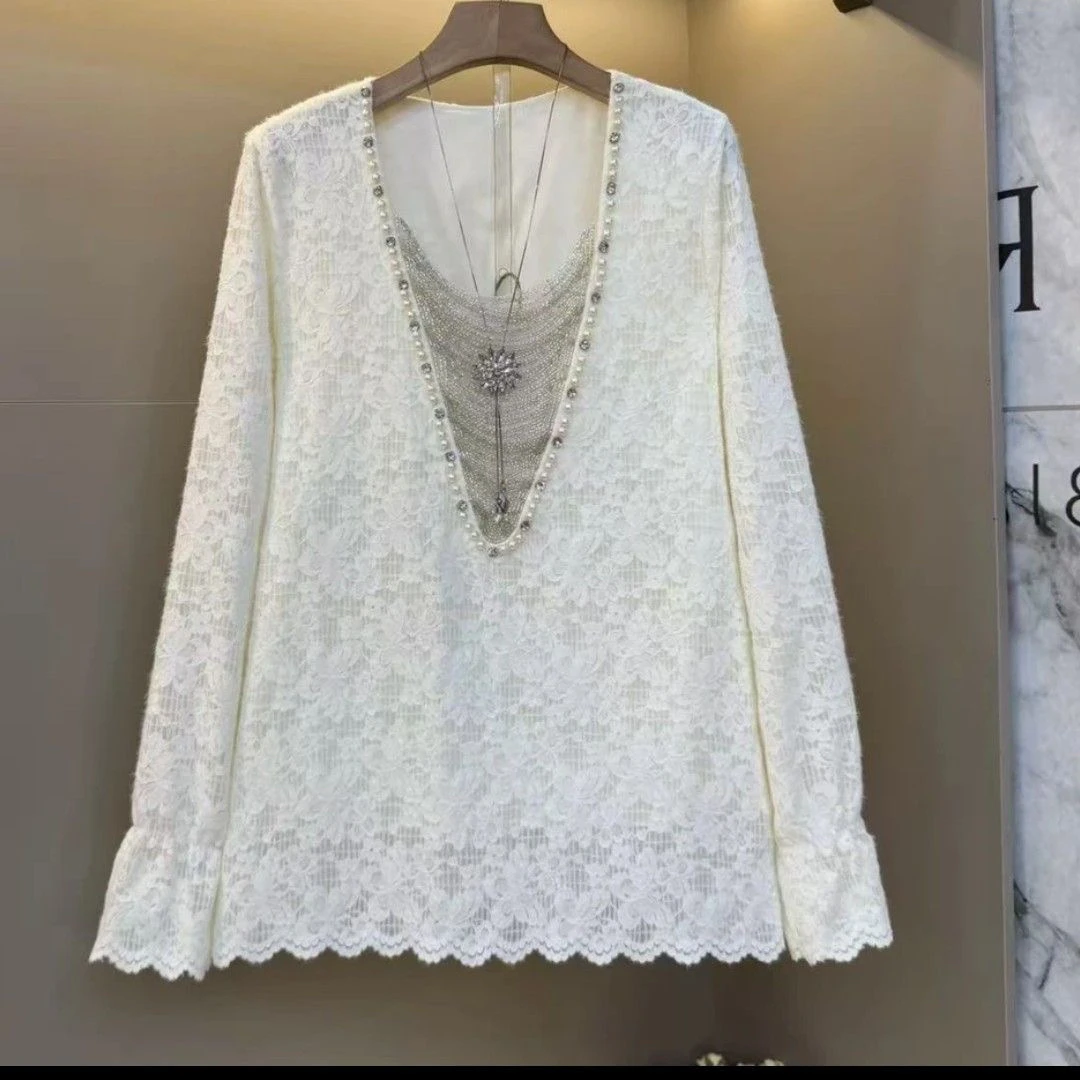 2620大码胖mm秋冬新款时尚V领水绒蕾丝重工钉珠宽松遮肉百搭上衣