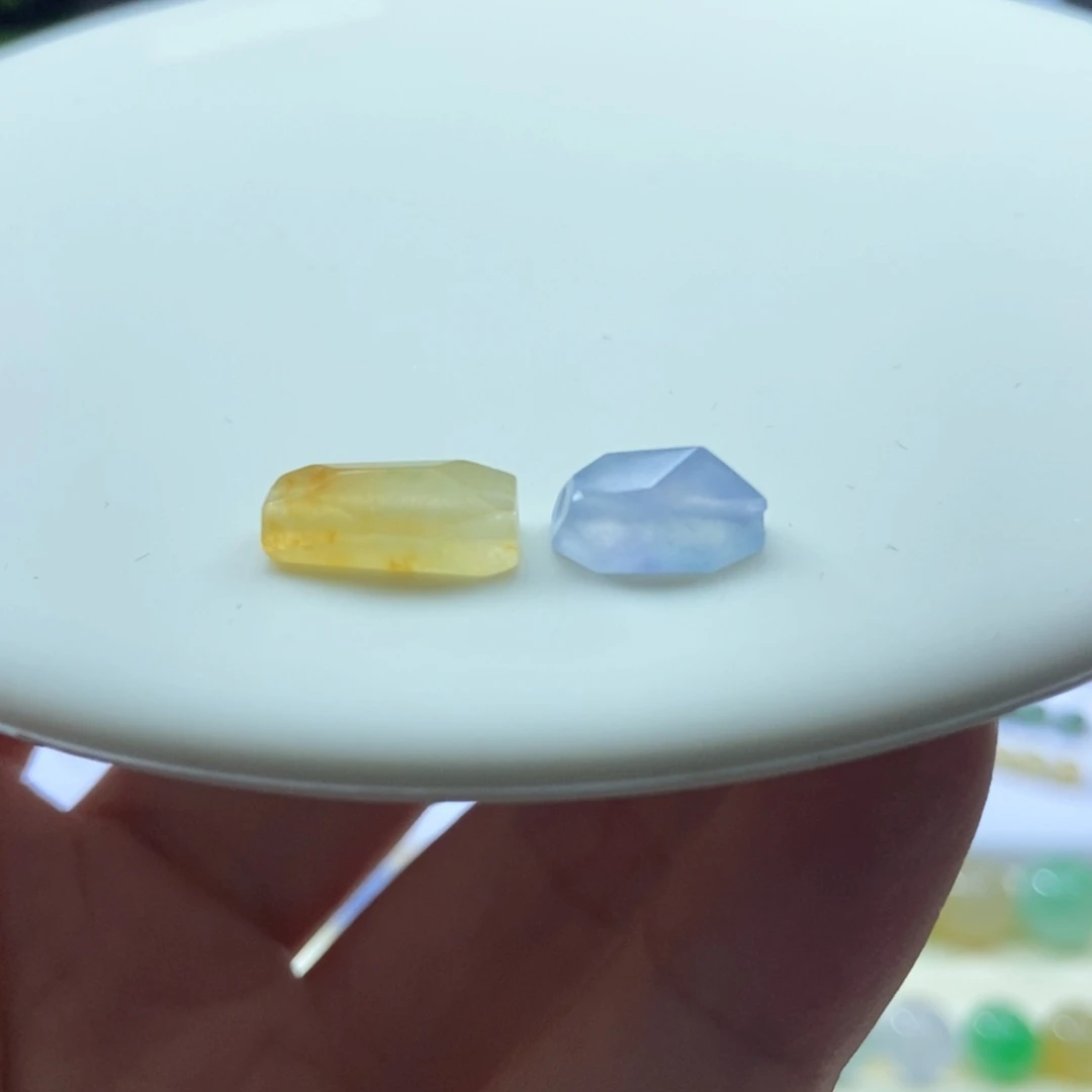 翡翠散珠随形一组