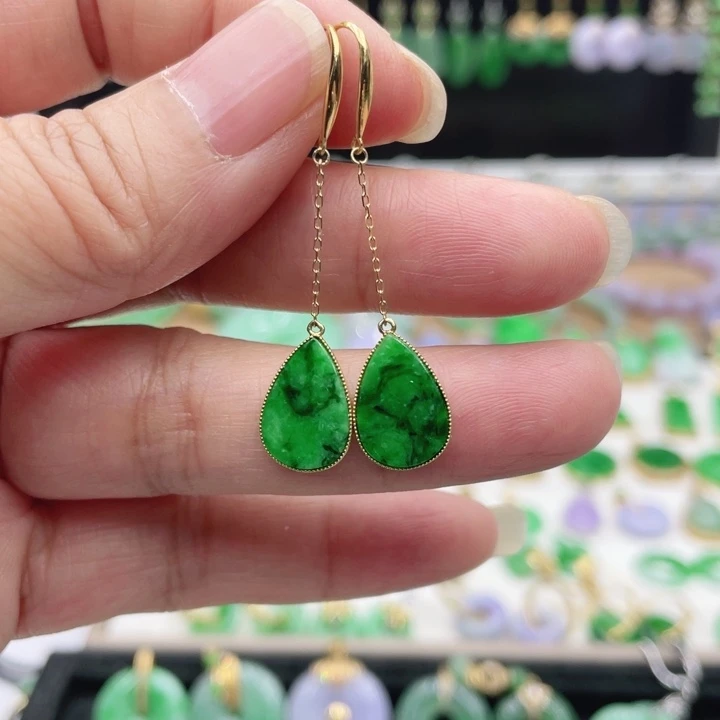 翡翠18K金镶嵌耳饰