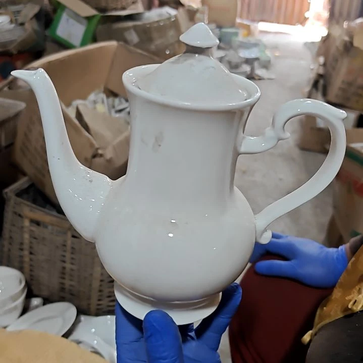 摆件陶瓷盘子碗啥都有