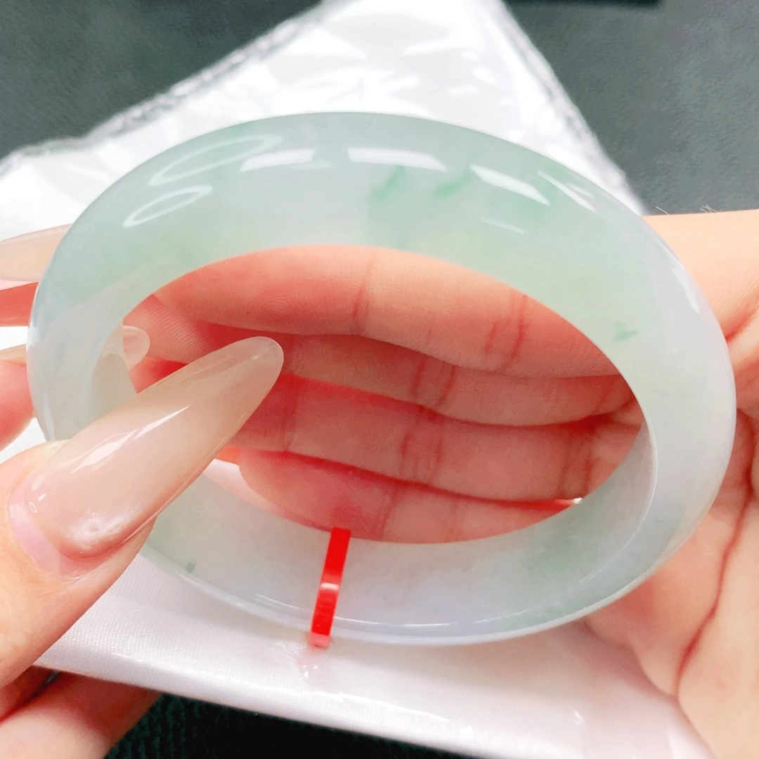 翡翠未镶嵌手镯57