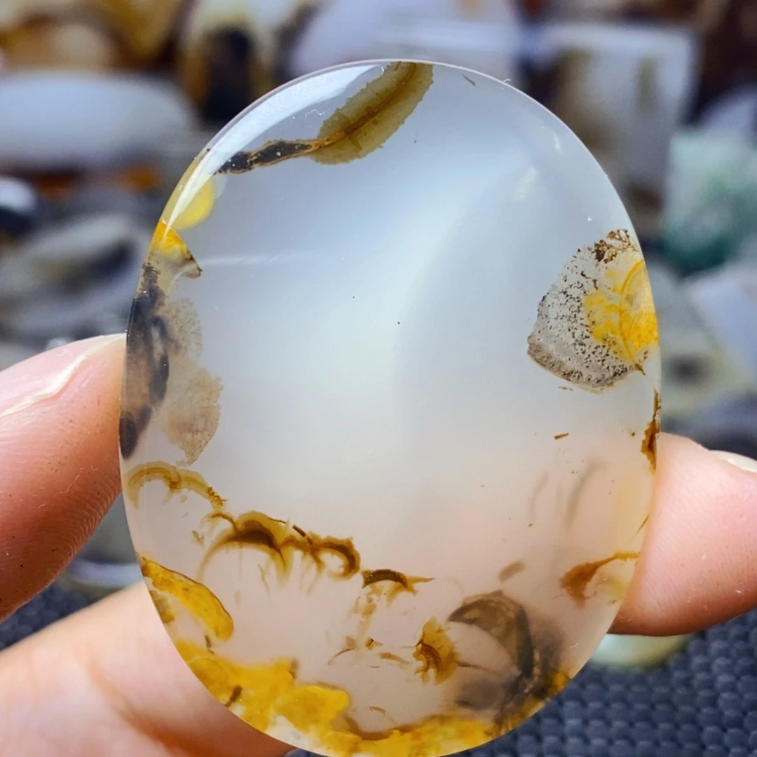 玛瑙/玉髓未镶嵌珠宝半成品
