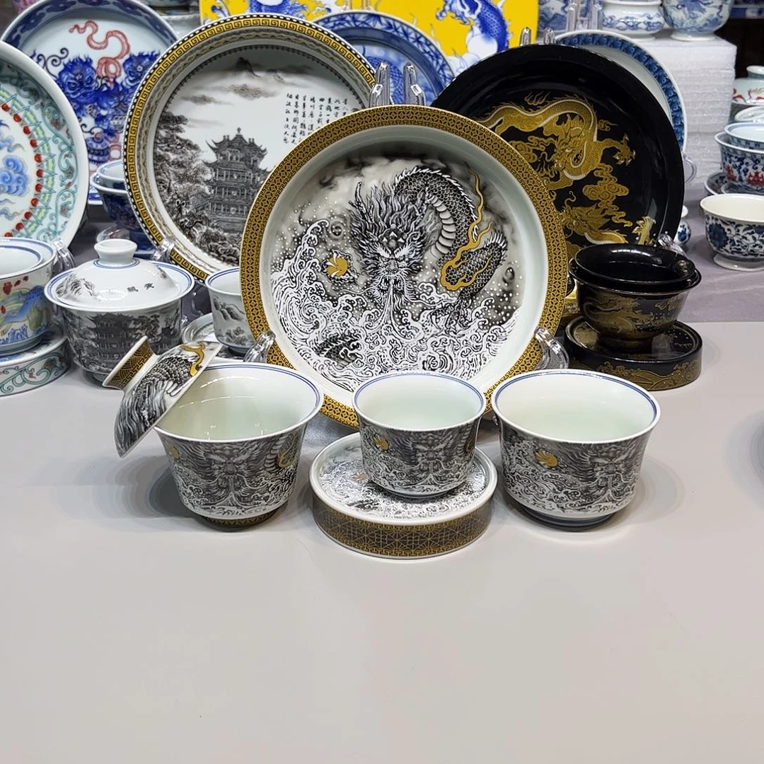 景德镇陶瓷艺术品