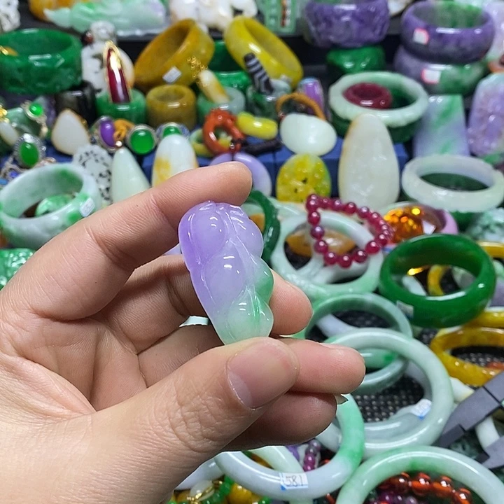 颈饰未镶嵌翡翠官方正规军回血放漏