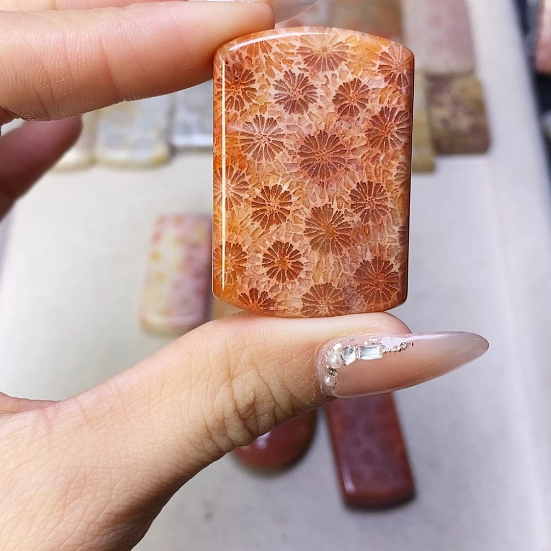 合金颈饰硅化玉夏***