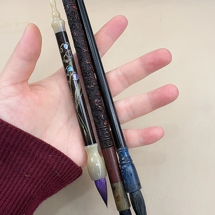 高货毛笔三只玲兰花九五至尊蓝颜