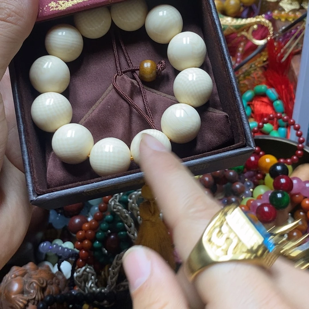 滴血莲花菩提吊坠