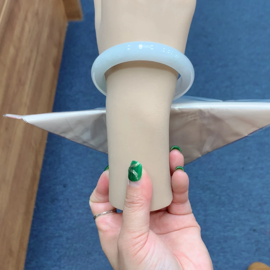 未镶嵌手镯翡翠买断