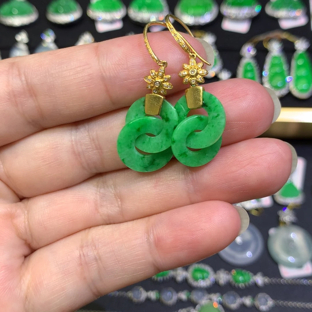 翡翠18K金镶嵌耳饰耳钩