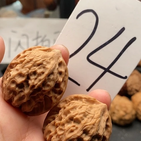 吊坠桃核36全品玉玲珑