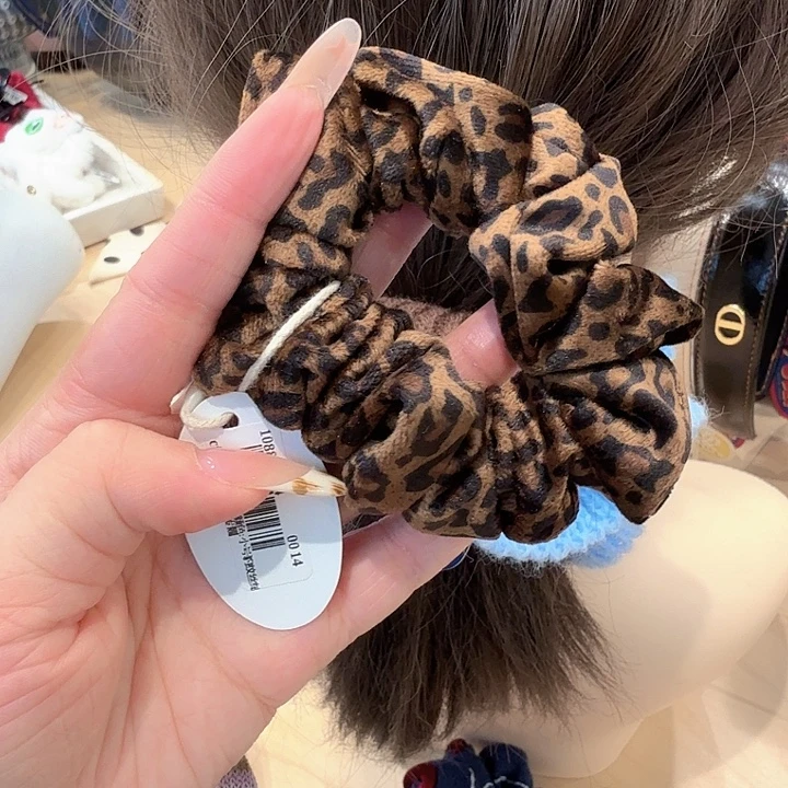 V***蓓9米豹纹小肠圈新款