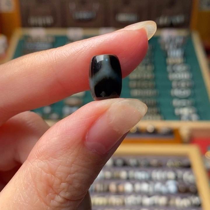 未镶嵌玛瑙/玉髓珠宝半成品