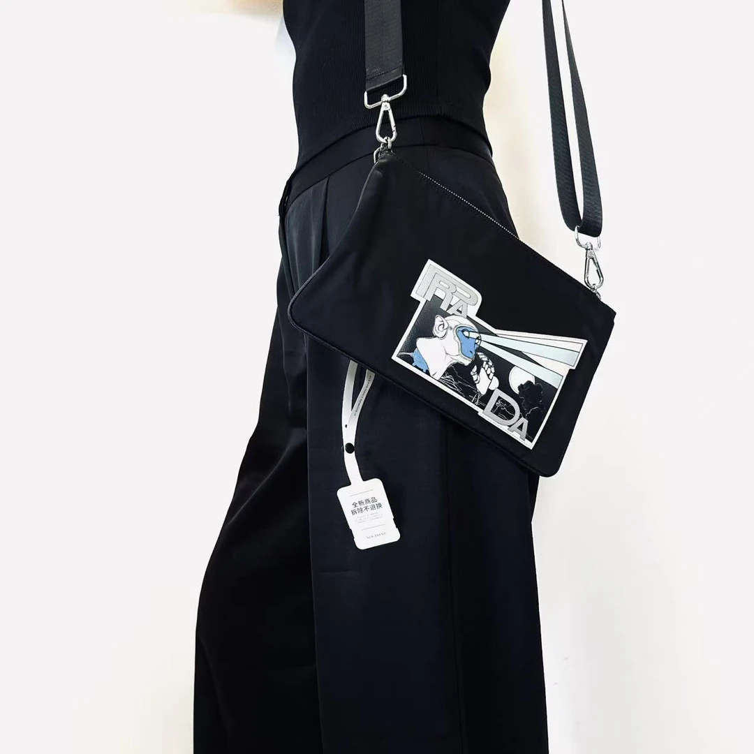 95新 Prada/普拉达 普拉达黑色单肩包 2506260109