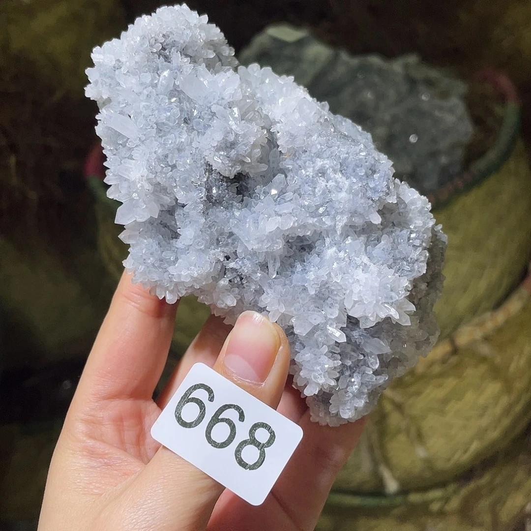 未镶嵌水晶珠宝半成品