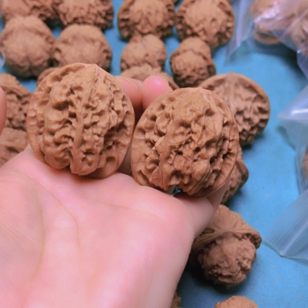 【闪购商品】摆件核桃36天残脚磐石有修出油