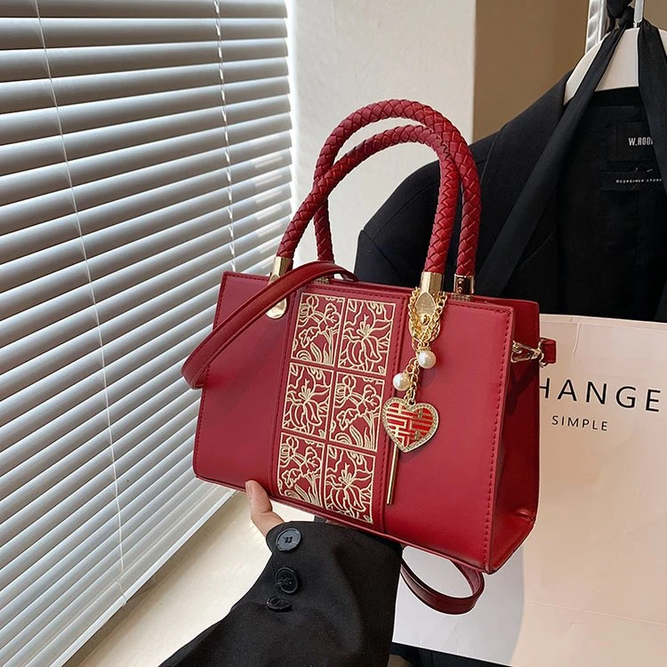 红色包包女2025新款新中式刺绣婚包单肩手提托特包婚礼结婚新娘包