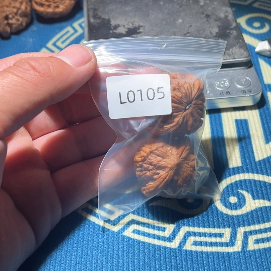 文玩核桃吊坠磨盘