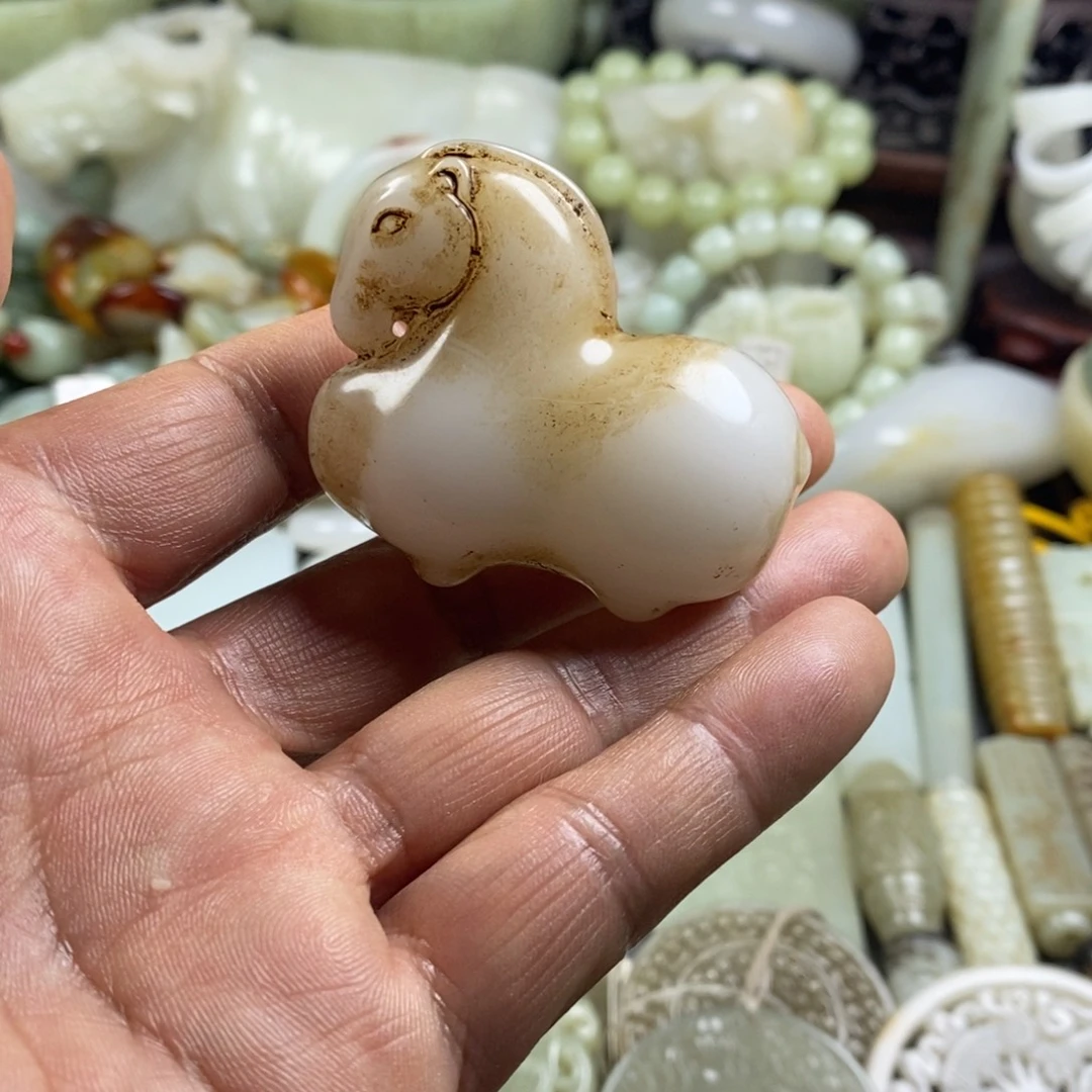 和田玉（糖玉）未镶嵌颈饰