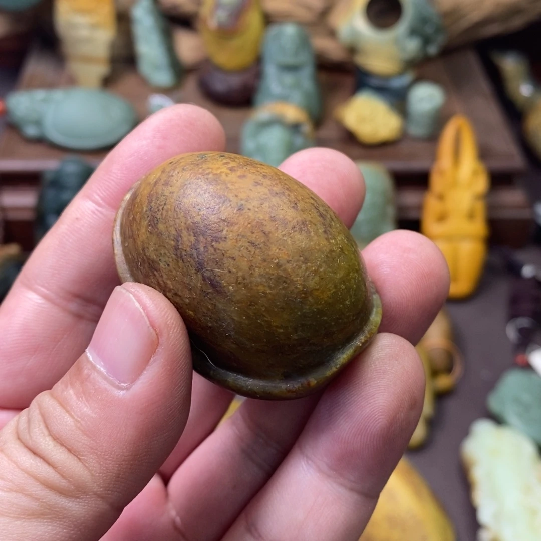 岫岩河磨玉（透闪石质玉）未镶嵌挂件