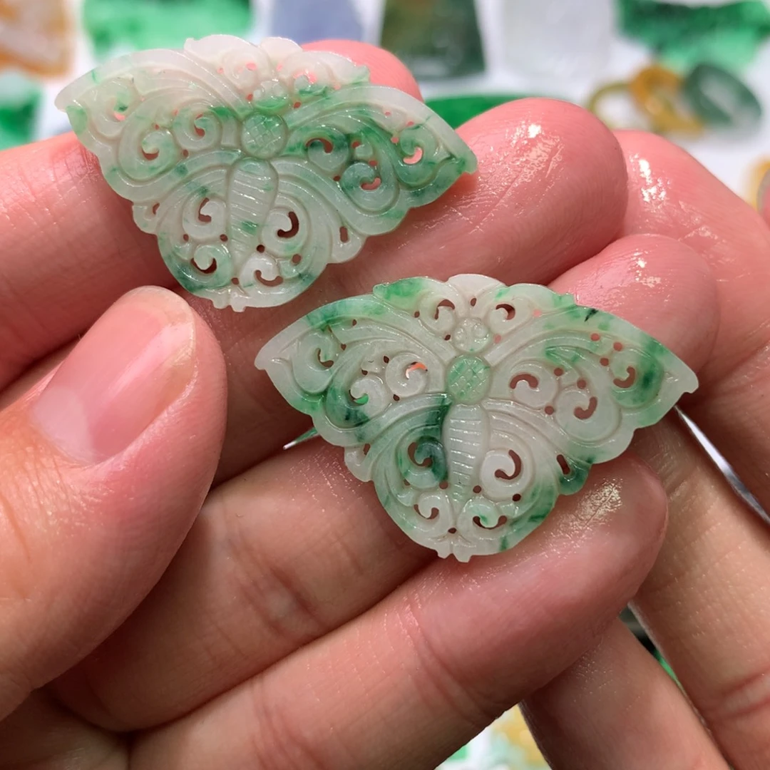 未镶嵌定制翡翠吊坠