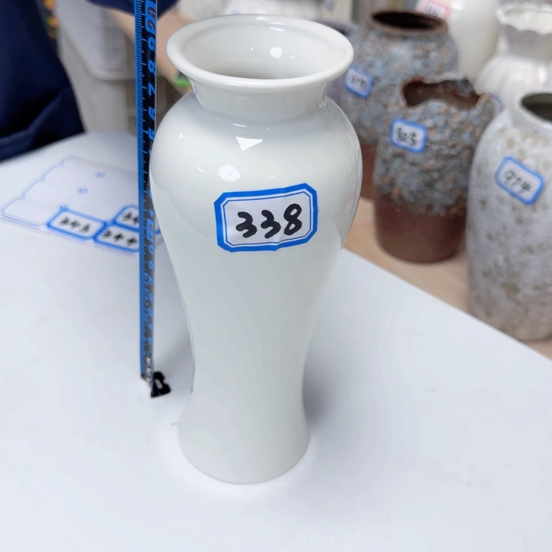 338号陶瓷高20厘米一个