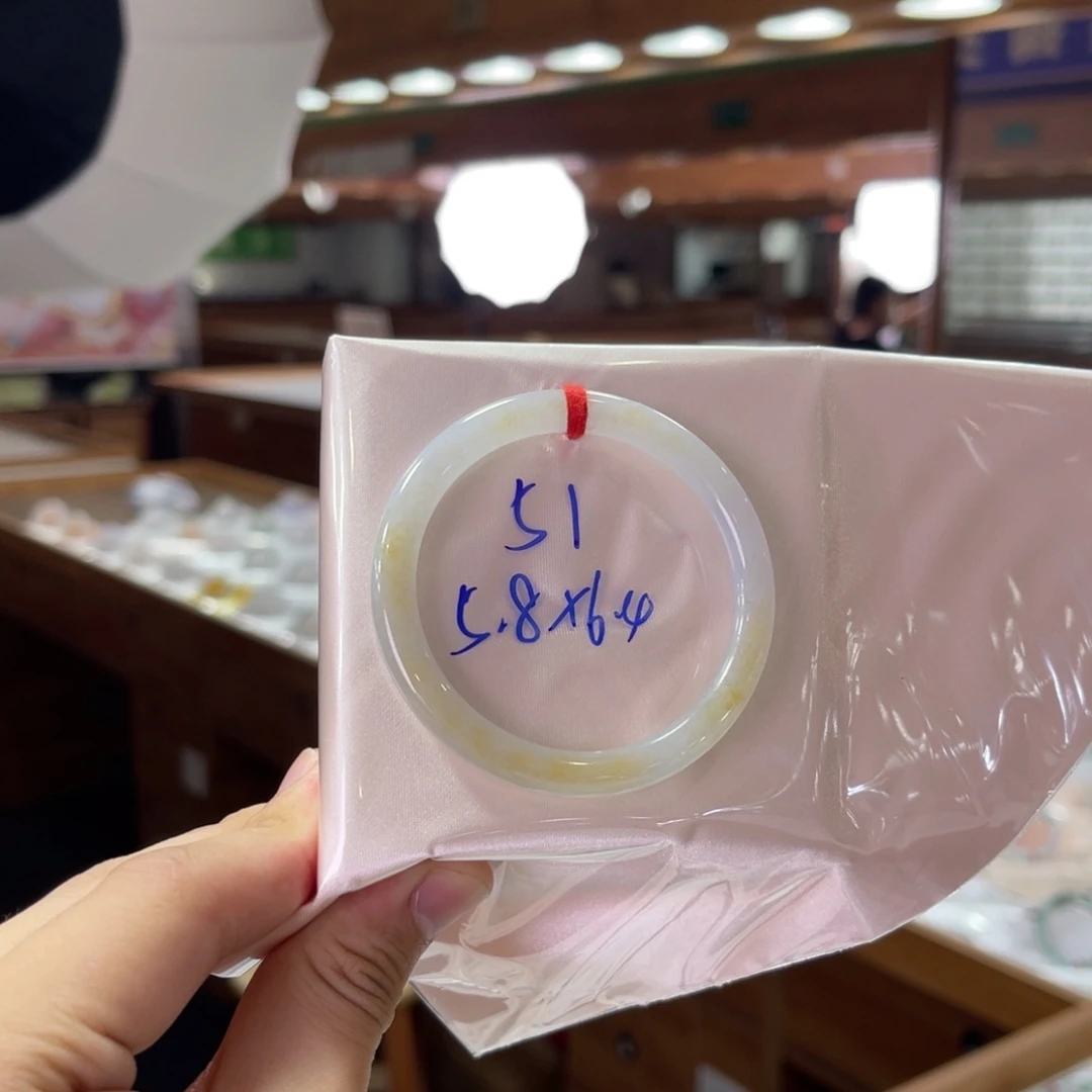 未镶嵌手镯翡翠翡翠